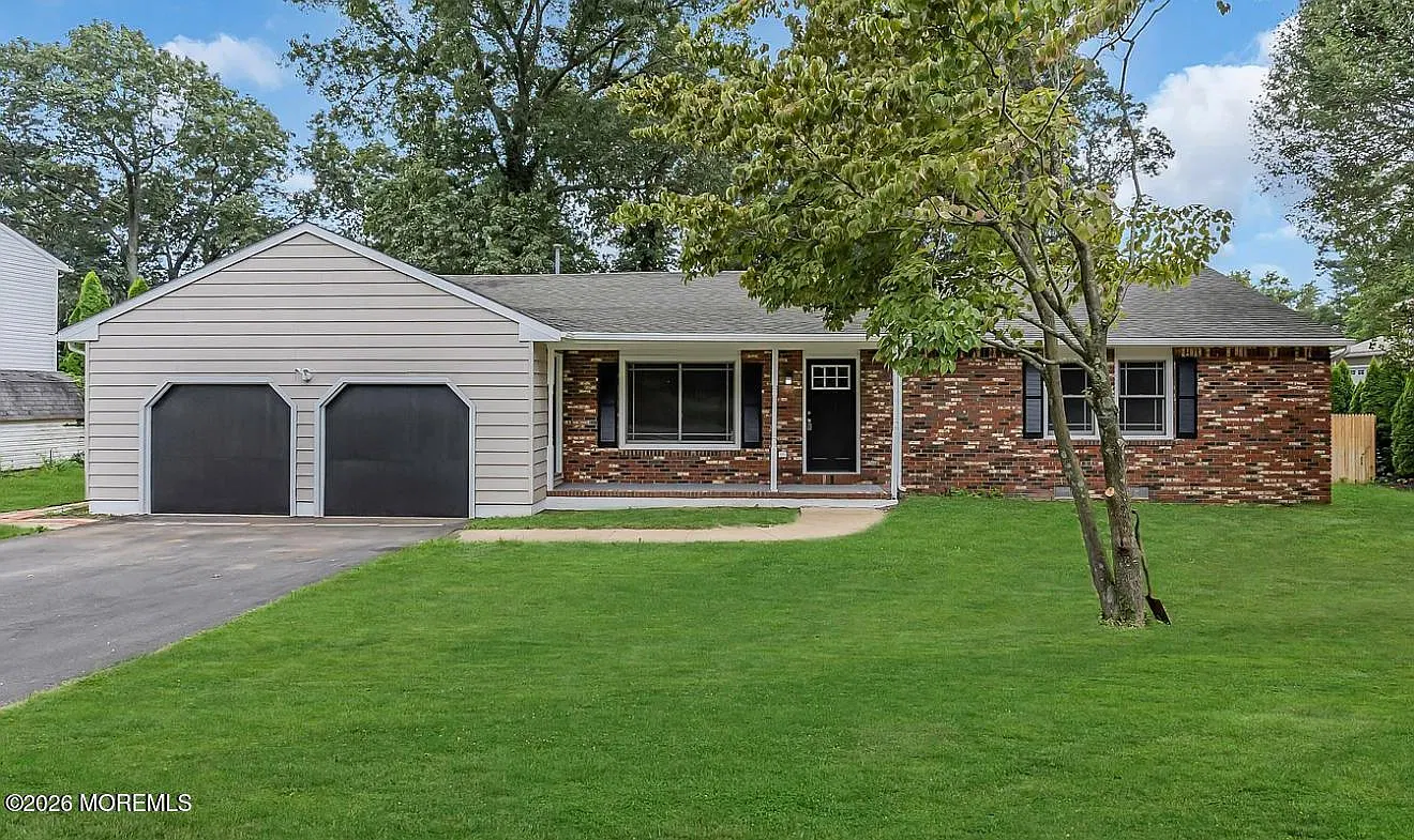 5 bed, 2398 sqft, $3,700 — Photo 1