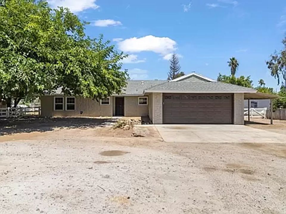 1st image of 17407 Camden Dr