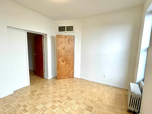 Rented by Compass | media 7
