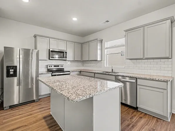 707 Samuel Lee Ln, Murfreesboro, TN 37127