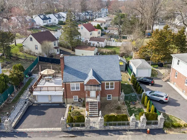 18 Butler Place, Yonkers, NY 10710