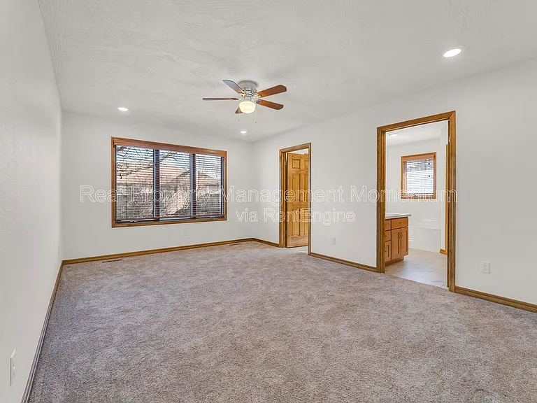 1868 S White Oak Ave — Photo 5