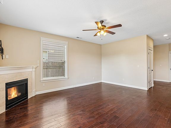 5th image of 9719 NE 75th Way
