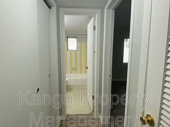 5th image of 5400 N Flagler Dr APT C01
