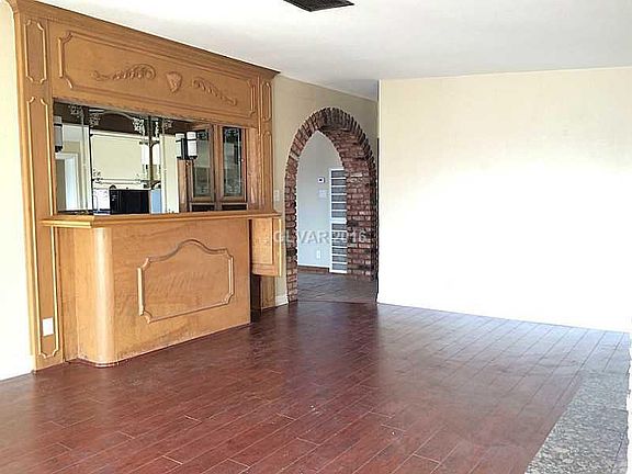 4th image of 924 Lulu Ave
