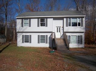 2705 Starlight Ter, Tobyhanna, PA 18466