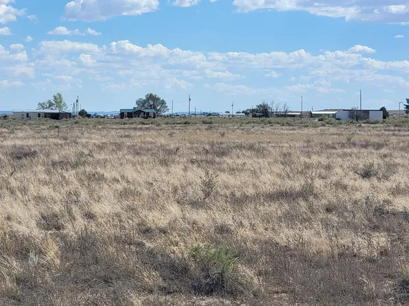 80 Golondrina Ln, Moriarty, NM 87035