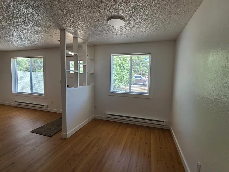 226 S Lalo Ave — Photo 9