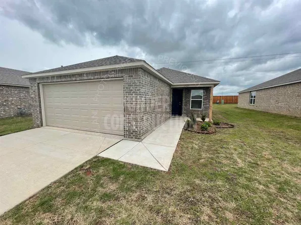 913 NE 4th St, Perkins, OK 74059