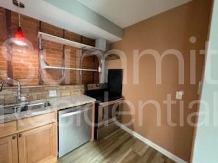 6901 Madison Ave #C — Photo 4
