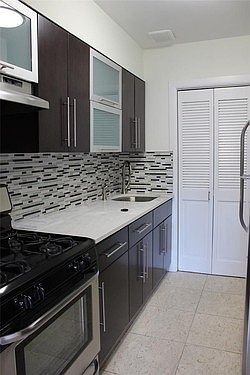 2nd image of 598 10th Ave APT 6F