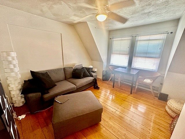 1st image of 70 Roseland St #3