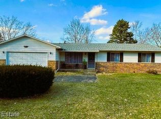 1373 Haines Rd, Lapeer, MI 48446