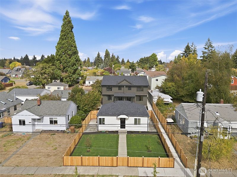 3rd image of 4415 N 14th Street