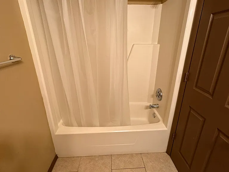 1825 Knox St #10 — Photo 13