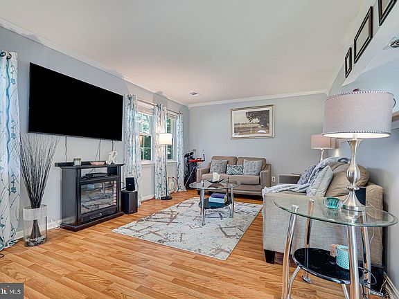 3rd image of 9631 Hagel Cir Suite D