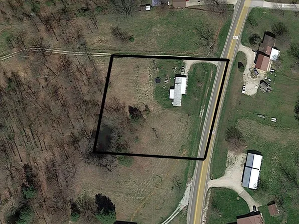 17045 Us Highway 231, Loogootee, IN 47553