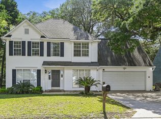 1382 Center Lake Dr, Mount Pleasant, SC 29464