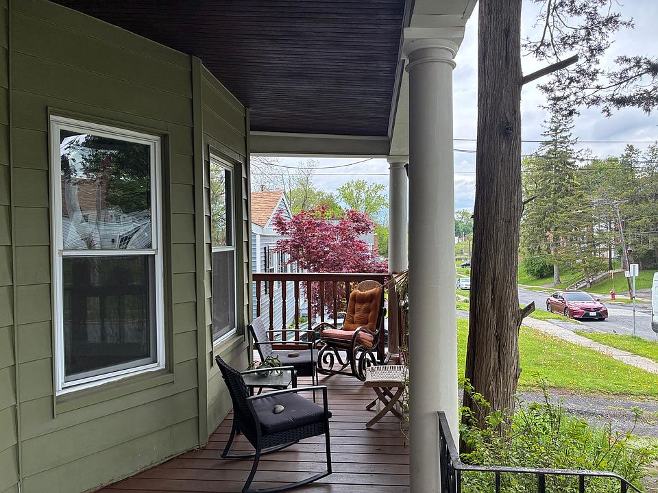 1st image of 31 Glenwood St #2