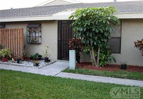 1st image of 262 Meadows Dr