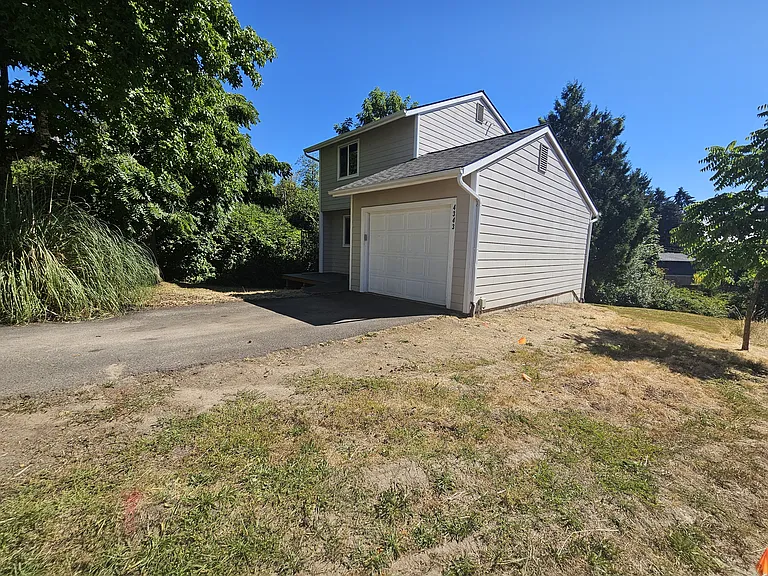 4343 Grant St — Photo 9