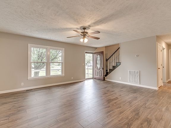 2nd image of 5812 Montaque Ave