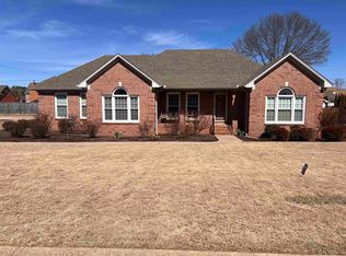 2107 Lisa Ave, Muscle Shoals, AL 35661