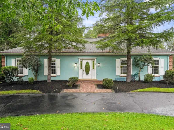 171 S Gulph Rd, Wayne, PA 19087