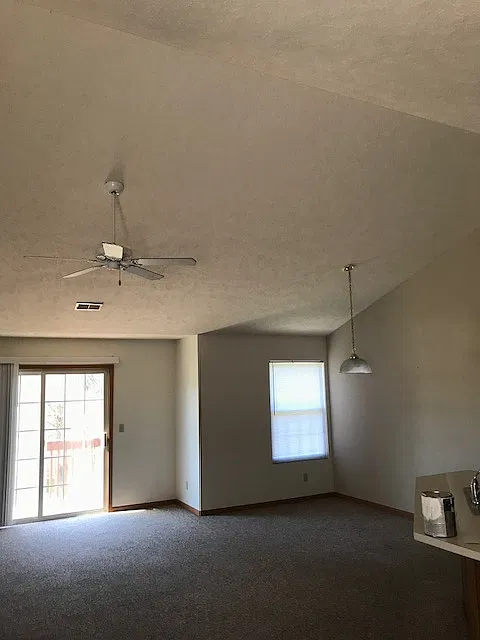 2 bed, 1320 sqft, $1,500 — Photo 3