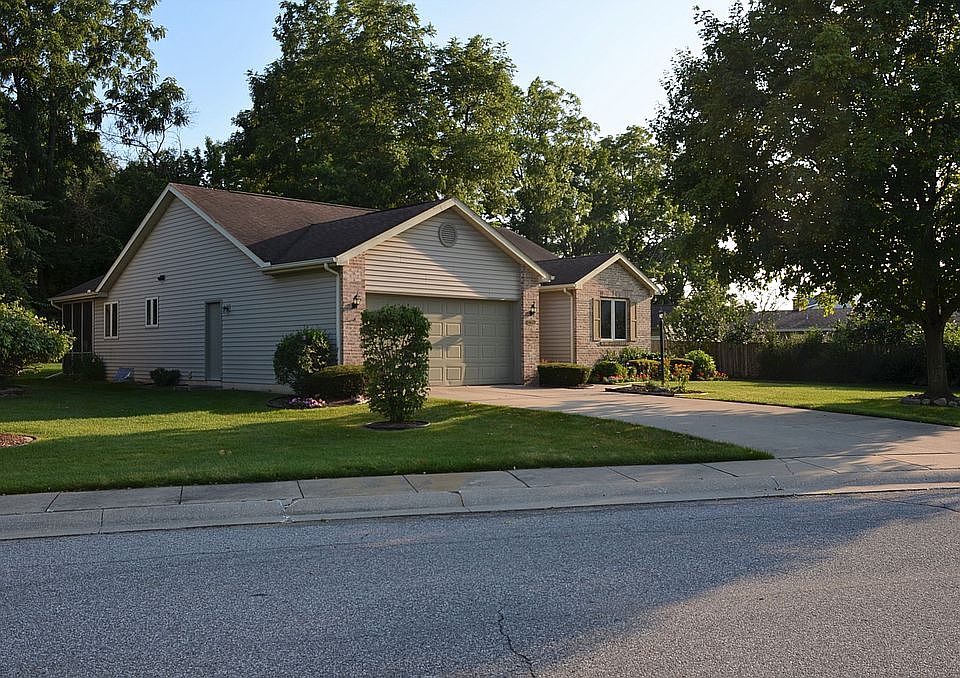 1st image of 17958 Bay Hill Dr
