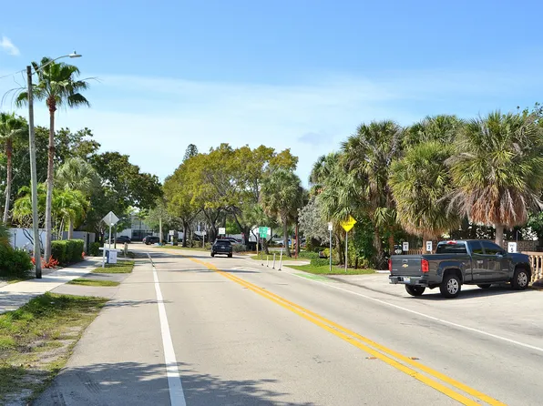 2633 Middle River Drive #1-6, Fort Lauderdale, FL 33306