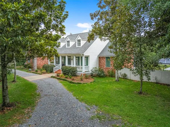 100 Live Oak Dr, Slidell, LA 70461