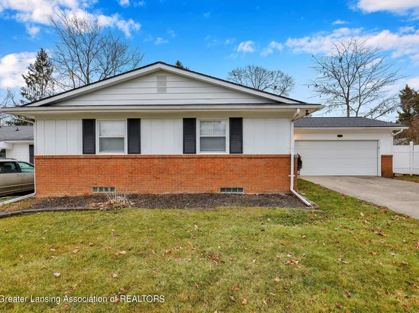 1214 Chester Rd, Lansing, MI 48912