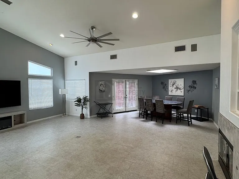 26419 Old Agency Rd — Photo 5