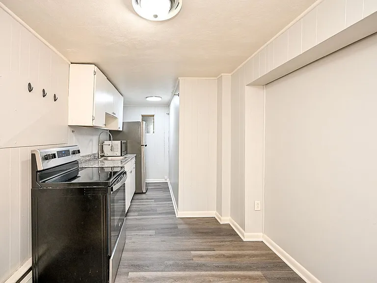 2625 Robertson Ave #5 — Photo 6