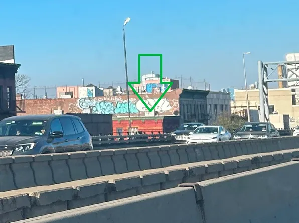 4424 Third Avenue image 7 of 33