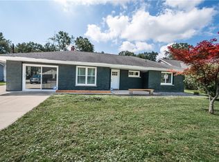 8158 Bellflower Rd, Mentor, OH 44060