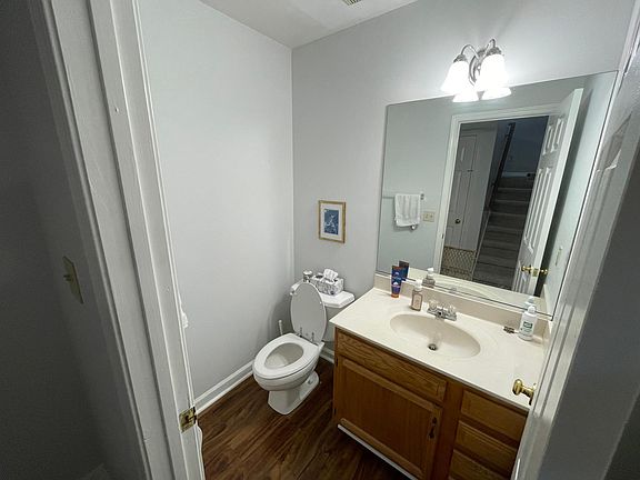 5th image of 620 Big Bear Ln