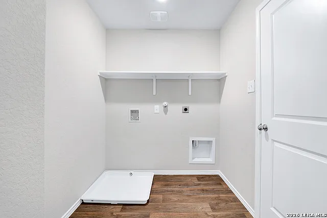 13512 Waxman Spark — Photo 22