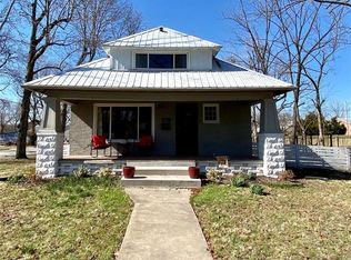 219 W Hardy St, Saint James, MO 65559