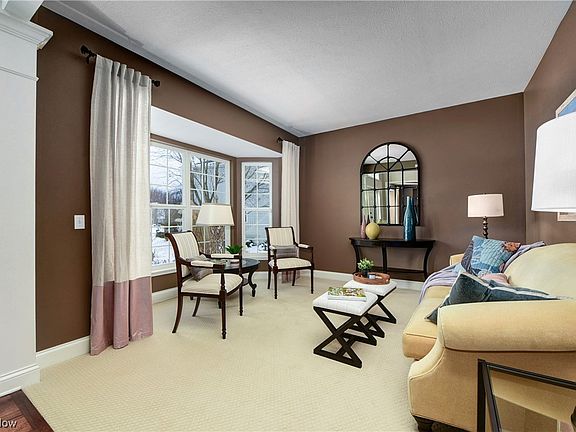 5th image of 35149 Emory Dr