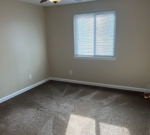 5th image of 2168 Hemlock Dr
