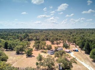 1498 County Road C, Lexington, TX 78947