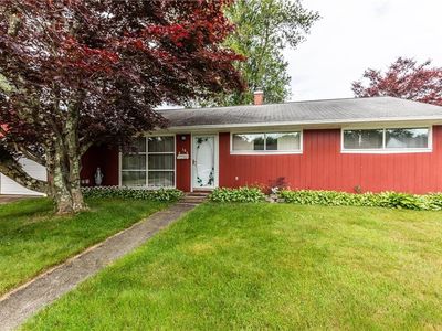 10 Winthrop Ave, West Warwick, RI, 02893