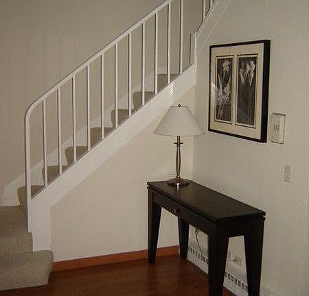 3rd image of 32 Hinckley Walk