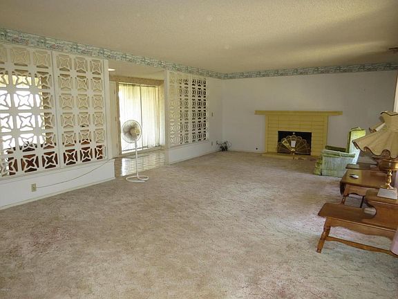2nd image of 849 E Lemon Dr