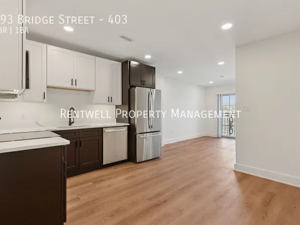 193 Bridge St #403, Phoenixville, PA 19460