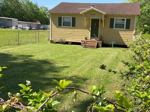 5455 Pine Burr Blvd, Beaumont, TX 77708