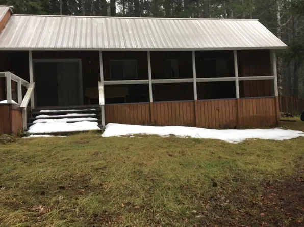 1285 Buck Mountain Rd, Bridgeville, CA 95526