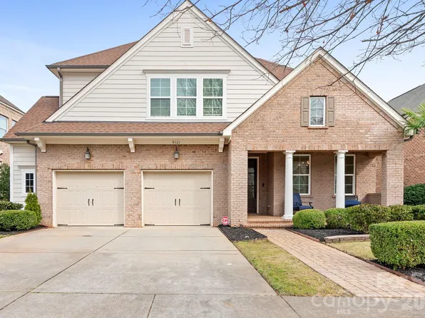 9121 Robbins Preserve Rd, Cornelius, NC 28031